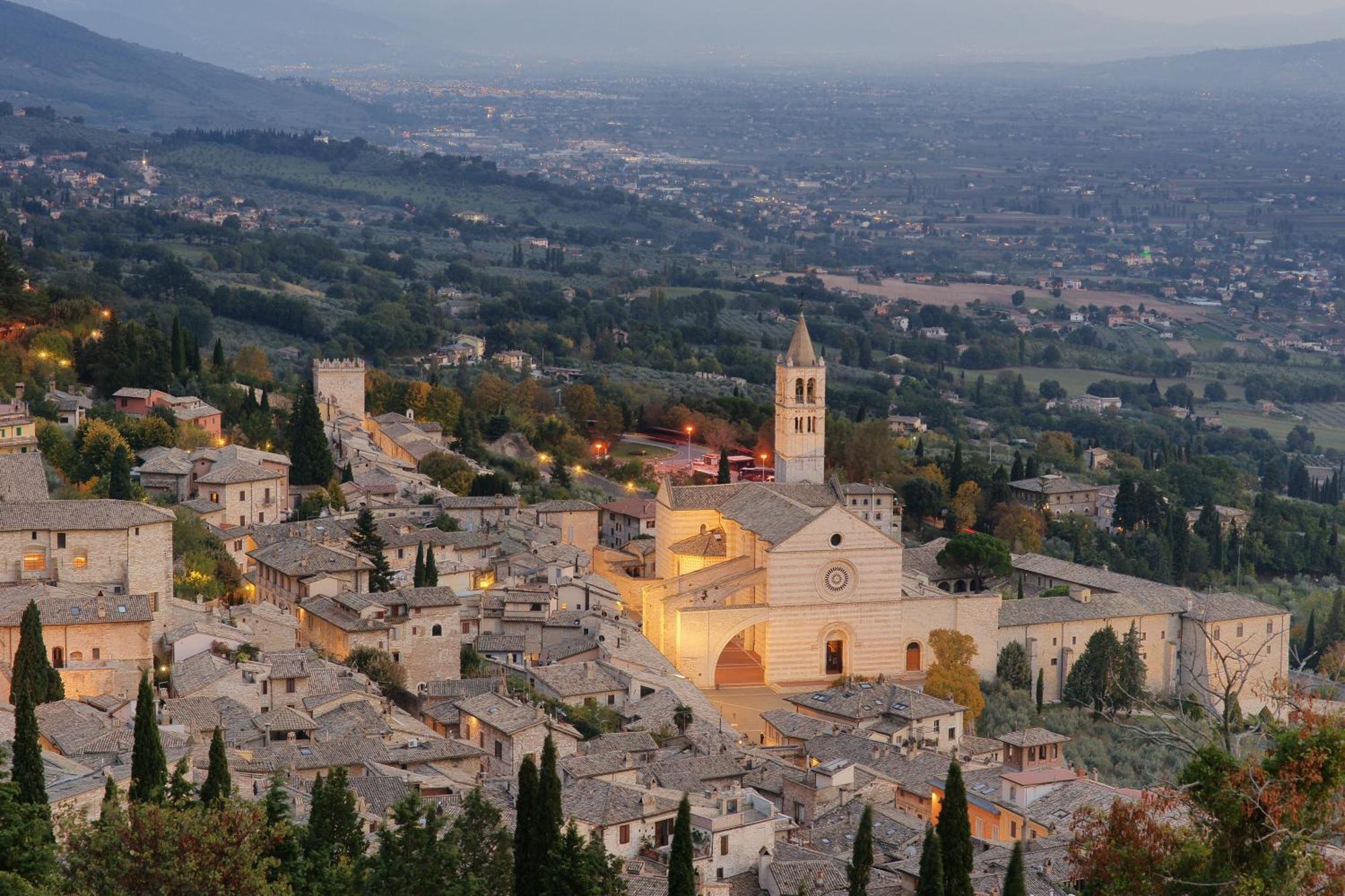 Albergo La Rocca อัสซิซี ภายนอก รูปภาพ